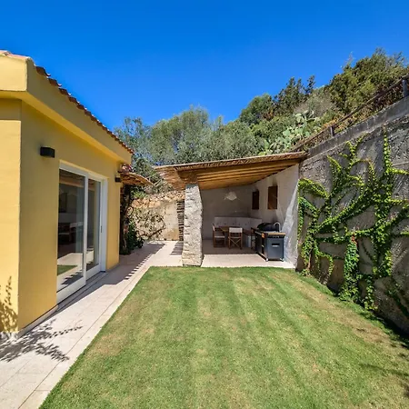 Perdas Villa *